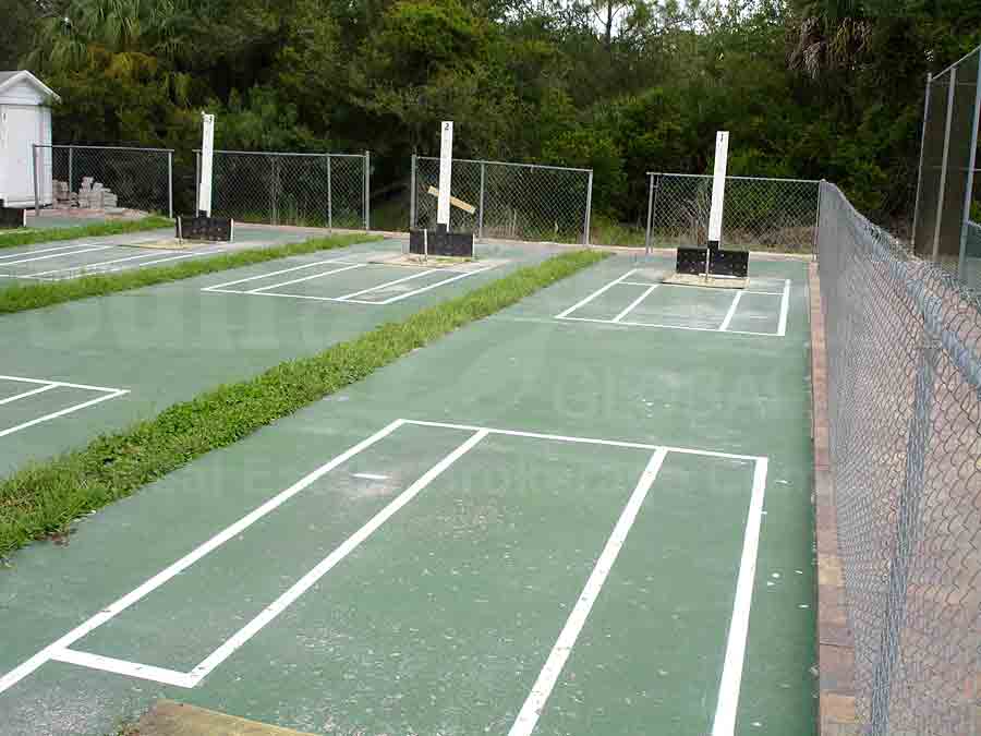 SILVER LAKES RV RESORT Courts